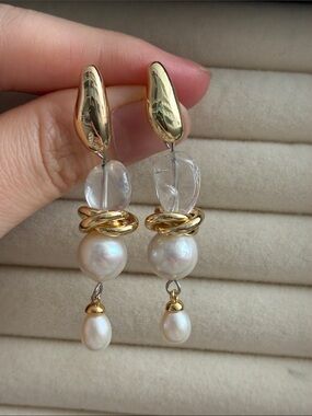 Gold Crystal & Pearl Drop Earrings